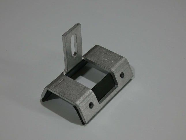 IBR Bracket Along The Rib